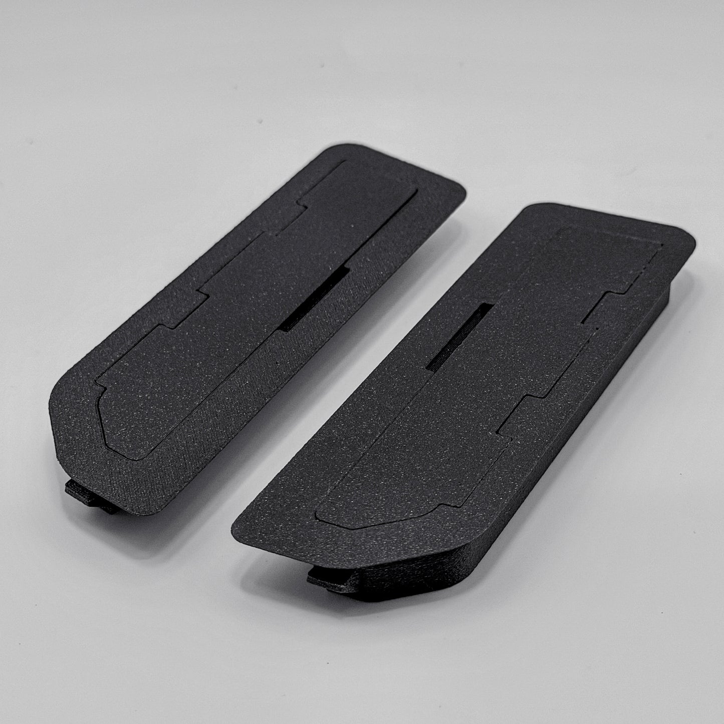 VantageLab AirLock Ford Bronco vent cover — angled view while closed